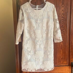 Sachin & Babi size 6 mini long sleeve lace dress